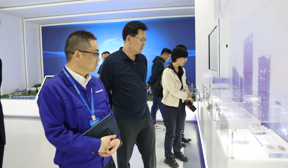 青岛市市南区区委常委管伟一行到访福达合金考察交流